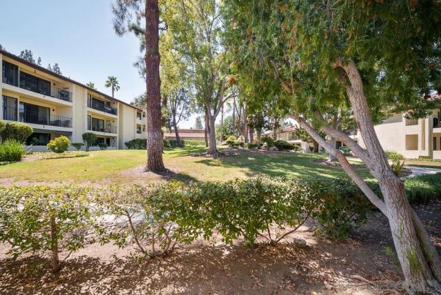 17637 Pomerado Rd 123, San Diego, CA 92128