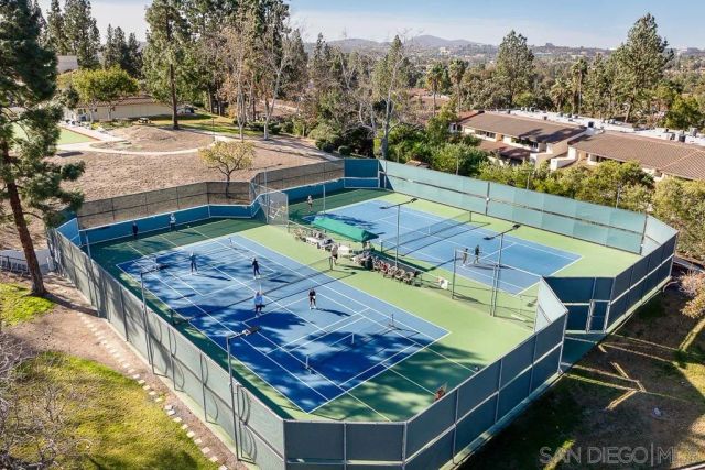 17637 Pomerado Rd 123, San Diego, CA 92128