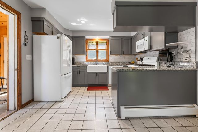 530 West Road, Barnard, VT 05031
