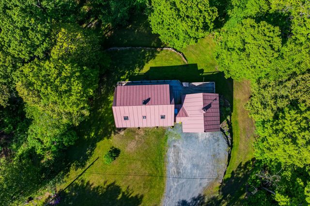 530 West Road, Barnard, VT 05031
