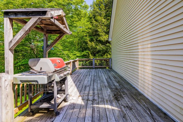 530 West Road, Barnard, VT 05031