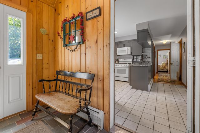 530 West Road, Barnard, VT 05031