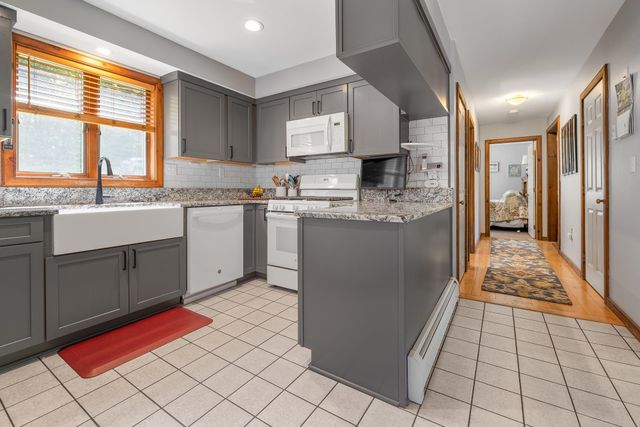 530 West Road, Barnard, VT 05031