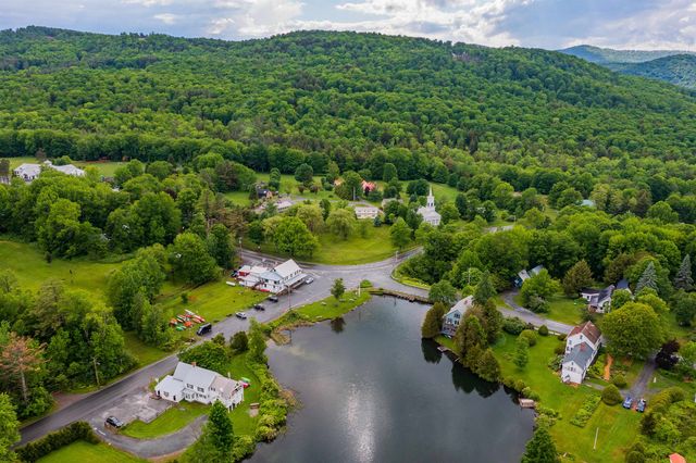 530 West Road, Barnard, VT 05031