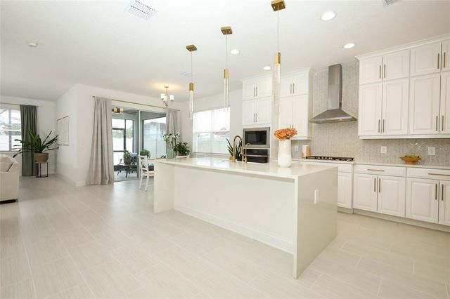 2010 BOSS HEWETT STREET, Winter Garden, FL 34787