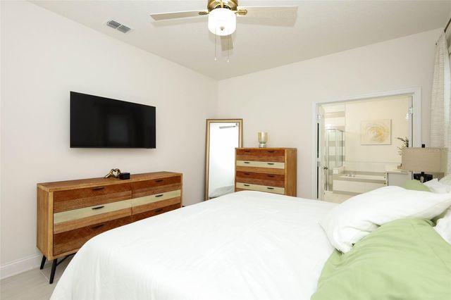 2010 BOSS HEWETT STREET, Winter Garden, FL 34787