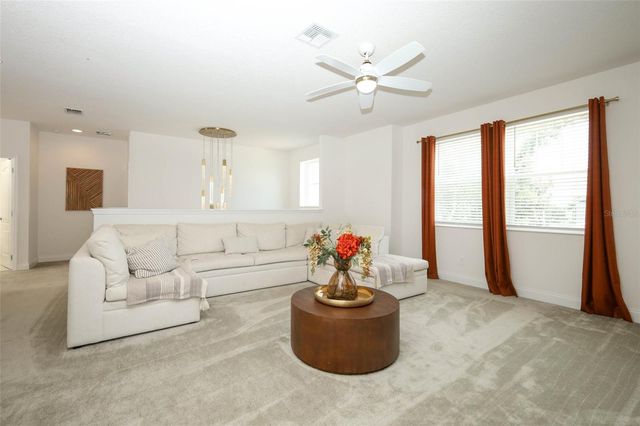 2010 BOSS HEWETT STREET, Winter Garden, FL 34787
