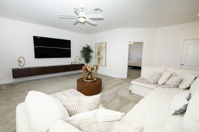 2010 BOSS HEWETT STREET, Winter Garden, FL 34787