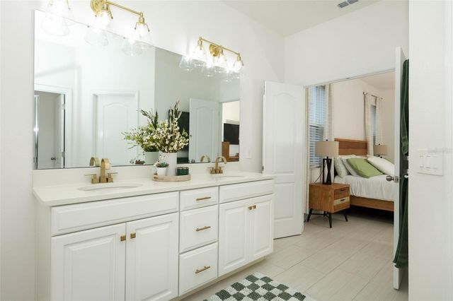2010 BOSS HEWETT STREET, Winter Garden, FL 34787