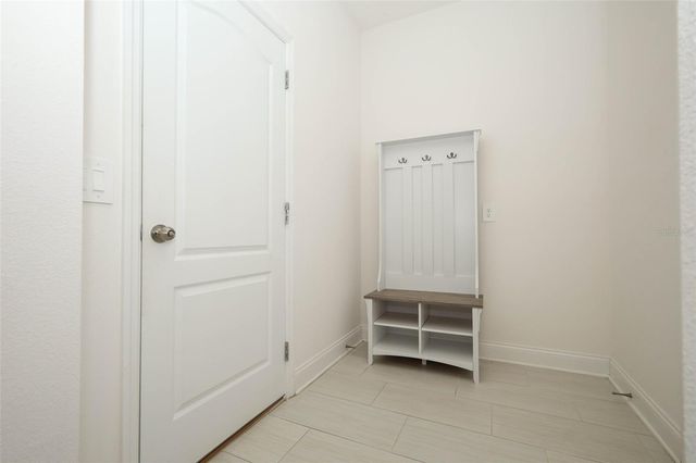 2010 BOSS HEWETT STREET, Winter Garden, FL 34787