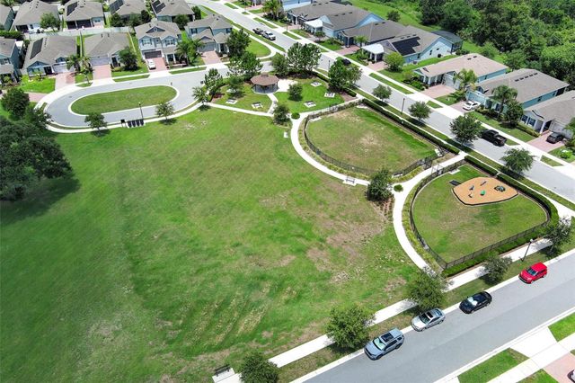 2010 BOSS HEWETT STREET, Winter Garden, FL 34787