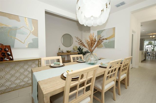 2010 BOSS HEWETT STREET, Winter Garden, FL 34787