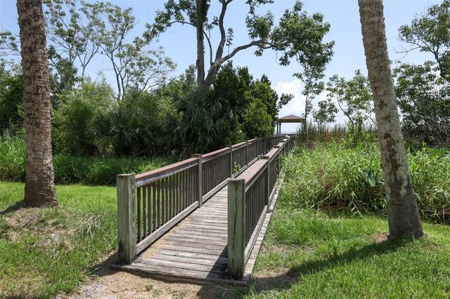 2010 BOSS HEWETT STREET, Winter Garden, FL 34787