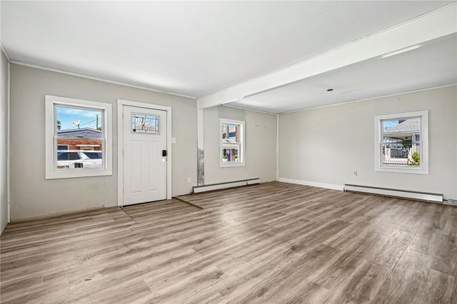 479 Park Avenue, Portsmouth, RI 02871