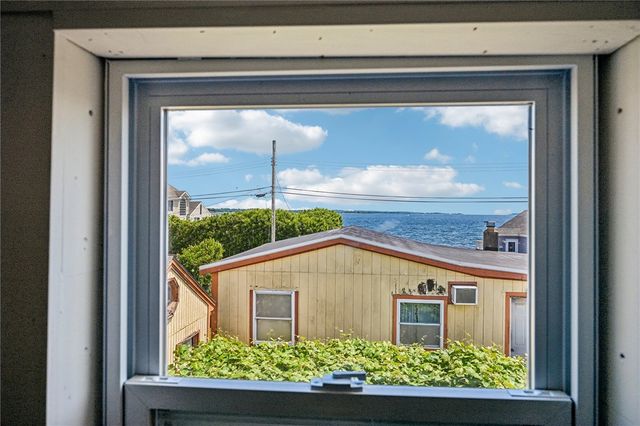 479 Park Avenue, Portsmouth, RI 02871