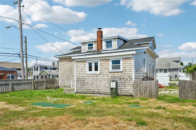 479 Park Avenue, Portsmouth, RI 02871