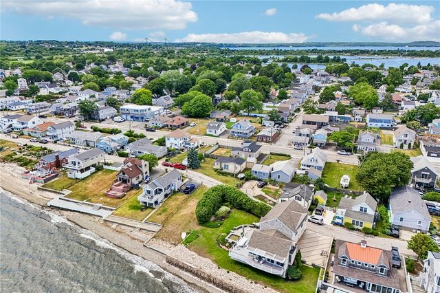 479 Park Avenue, Portsmouth, RI 02871