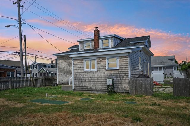 479 Park Avenue, Portsmouth, RI 02871