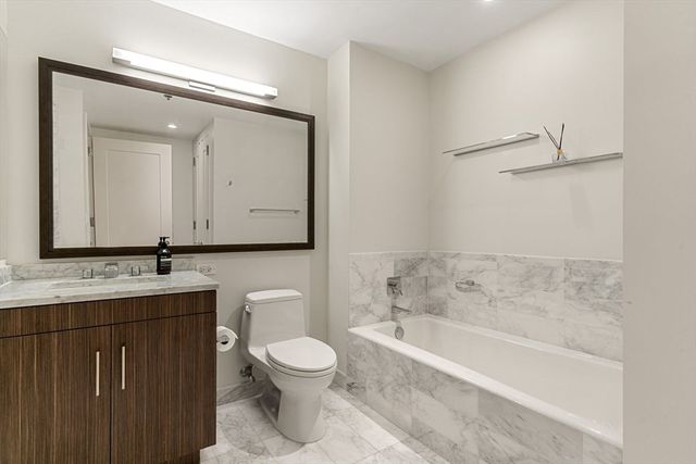 580 Washington St 5E, Boston, MA 02111