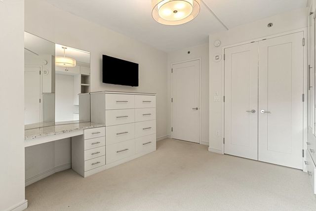 580 Washington St 5E, Boston, MA 02111