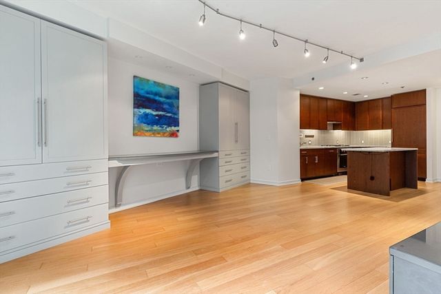 580 Washington St 5E, Boston, MA 02111