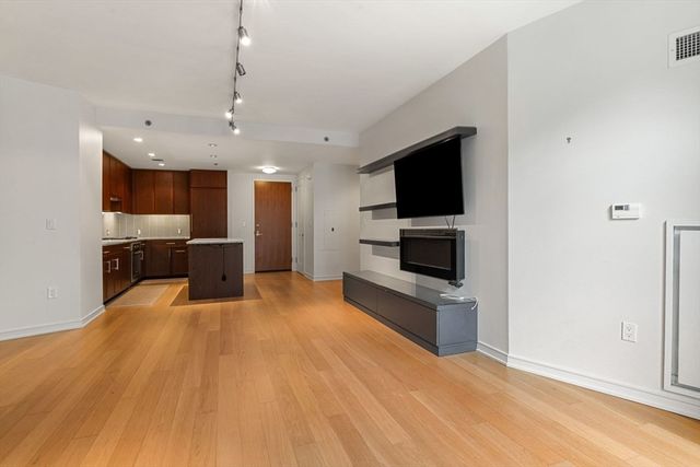 580 Washington St 5E, Boston, MA 02111