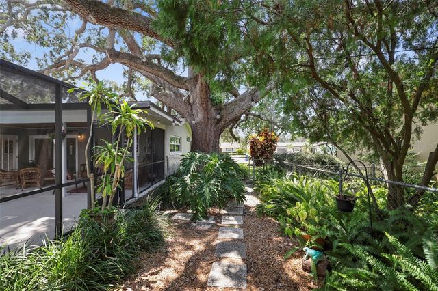 2353 DEMARET DRIVE, Dunedin, FL 34698