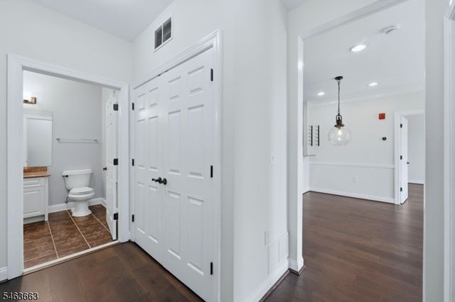 373 Victoria Drive, Bridgewater Twp., NJ 08807