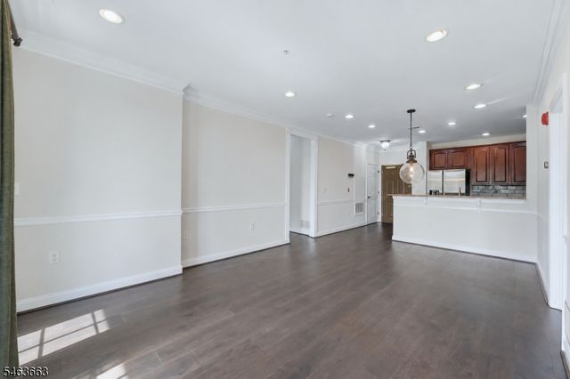 373 Victoria Drive, Bridgewater Twp., NJ 08807