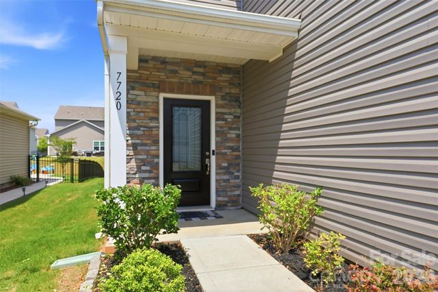 7720 Sea Turtle Way, Lancaster, SC 29720