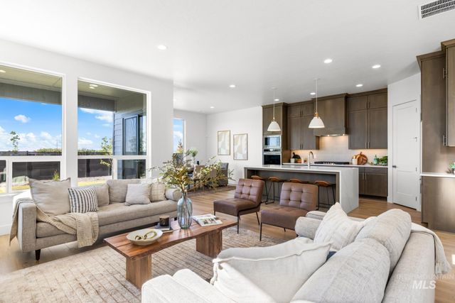 6668 N Wonder Ave Rouge-A, Meridian, ID 83646