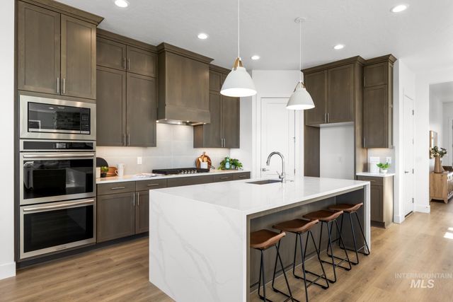 6668 N Wonder Ave Rouge-A, Meridian, ID 83646