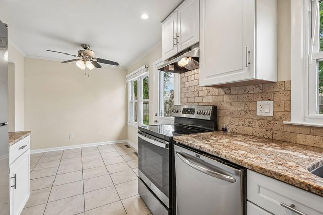 120 E RUTHERFORD, Newark, DE 19713