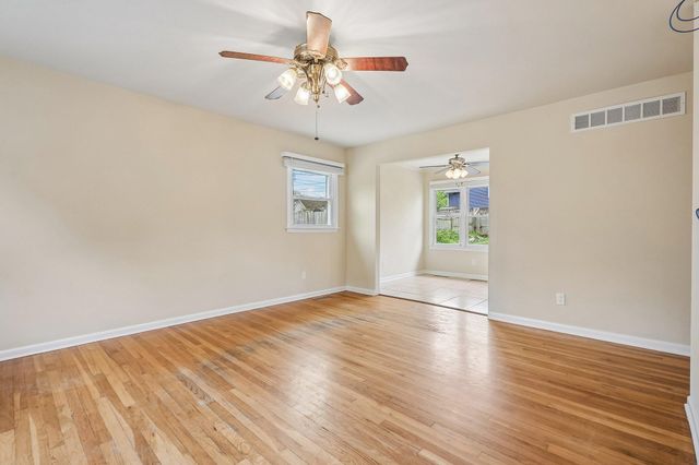 120 E RUTHERFORD, Newark, DE 19713