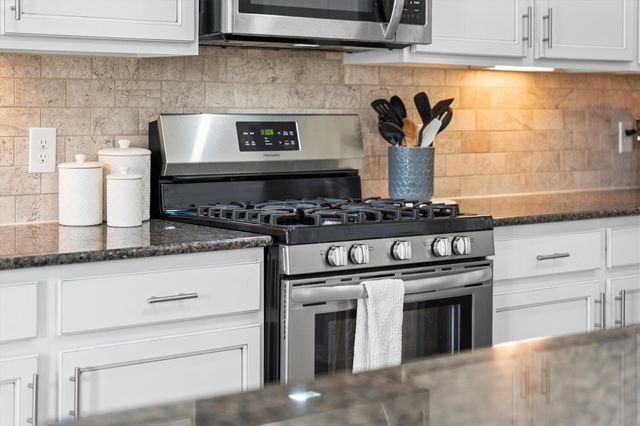 3869 Oakmist Bend Lane, Spring, TX 77386