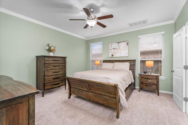 3869 Oakmist Bend Lane, Spring, TX 77386