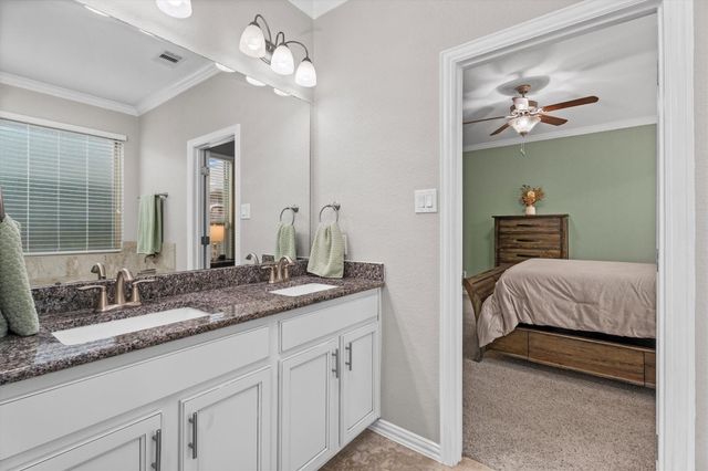 3869 Oakmist Bend Lane, Spring, TX 77386