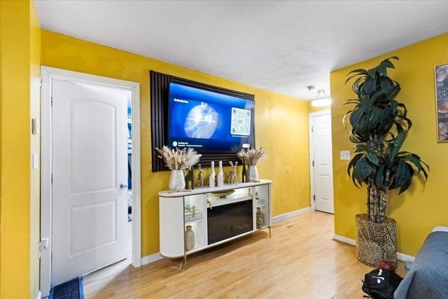 147 South Ave, Whitman, MA 02382