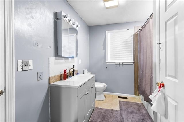 147 South Ave, Whitman, MA 02382