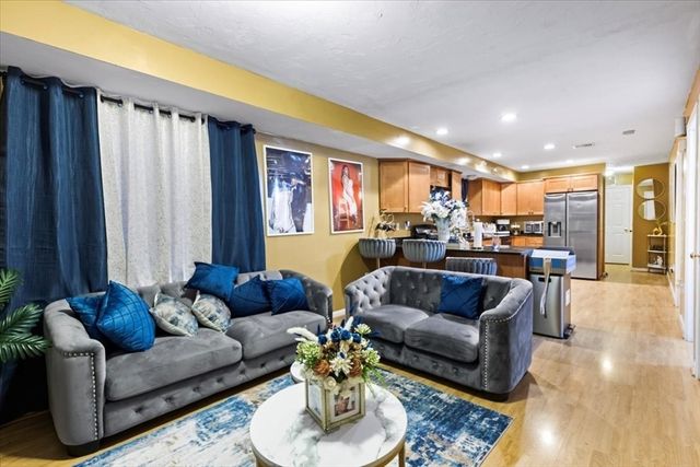 147 South Ave, Whitman, MA 02382