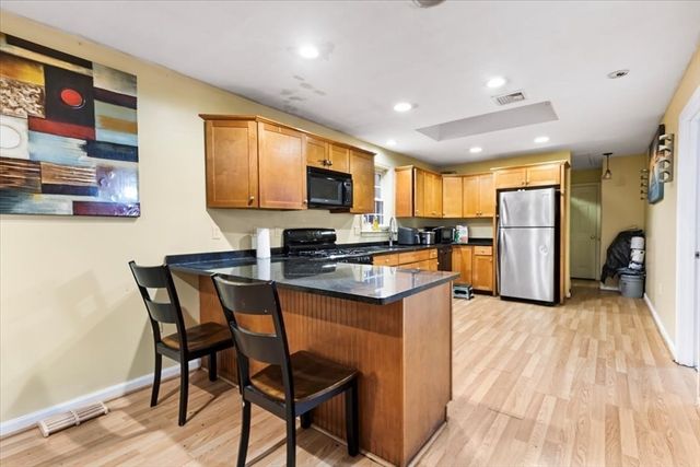 147 South Ave, Whitman, MA 02382