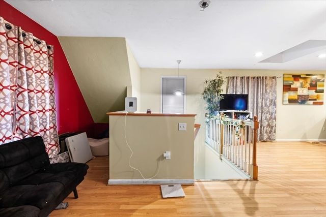 147 South Ave, Whitman, MA 02382