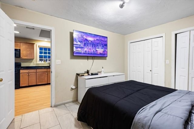 147 South Ave, Whitman, MA 02382