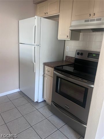 1315 SE 24th AVE, Cape Coral, FL 33990