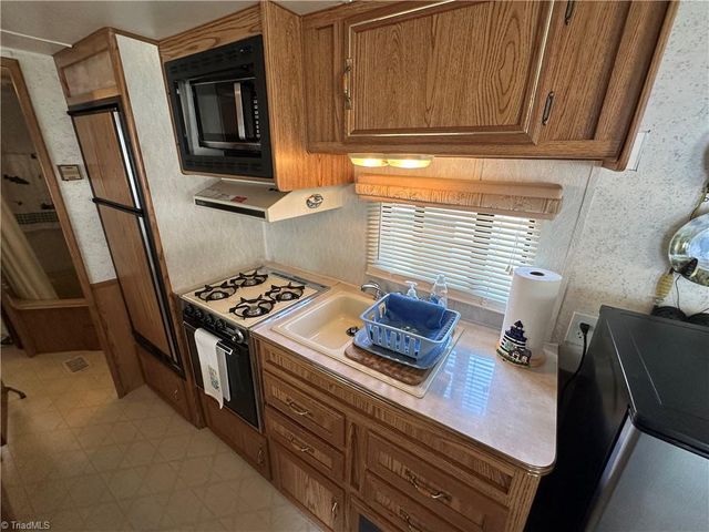 117 Elm Street, New London, NC 28127