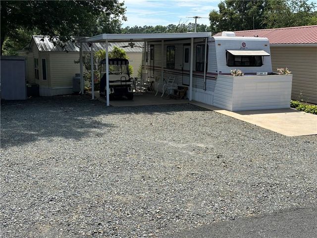 117 Elm Street, New London, NC 28127