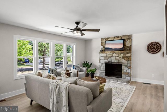 22 HAINES AVE, Medford, NJ 08055