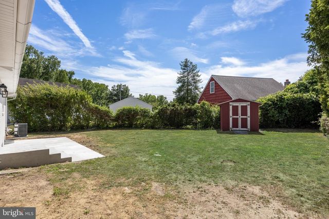 22 HAINES AVE, Medford, NJ 08055