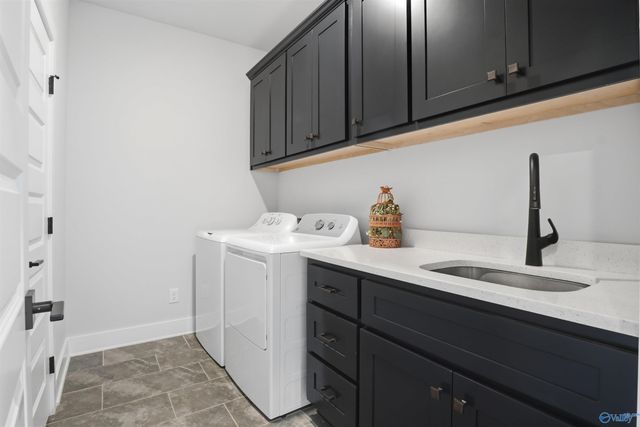 131 Bridgestone Drive NE, Huntsville, AL 35811