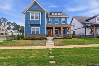 131 Bridgestone Drive NE, Huntsville, AL 35811
